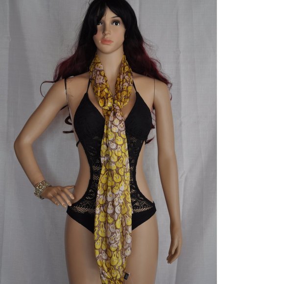 Shawl Scarf wrap 3X $10 Skull print Retro Vintage Silk. many ways to use - Picture 8 of 8